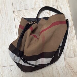 Stylish Brown and Black Women's Burberry  Bag